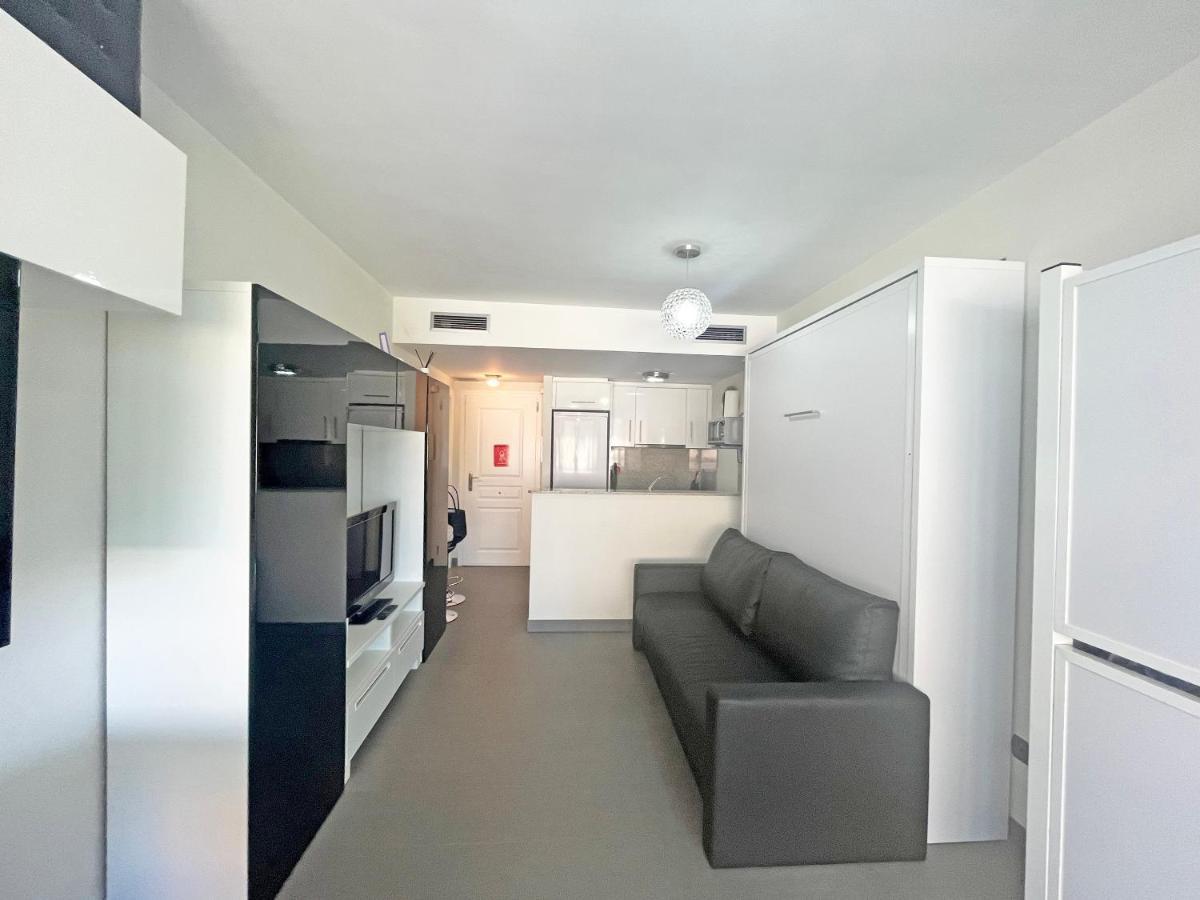 Aguamarina 3000 Apartment