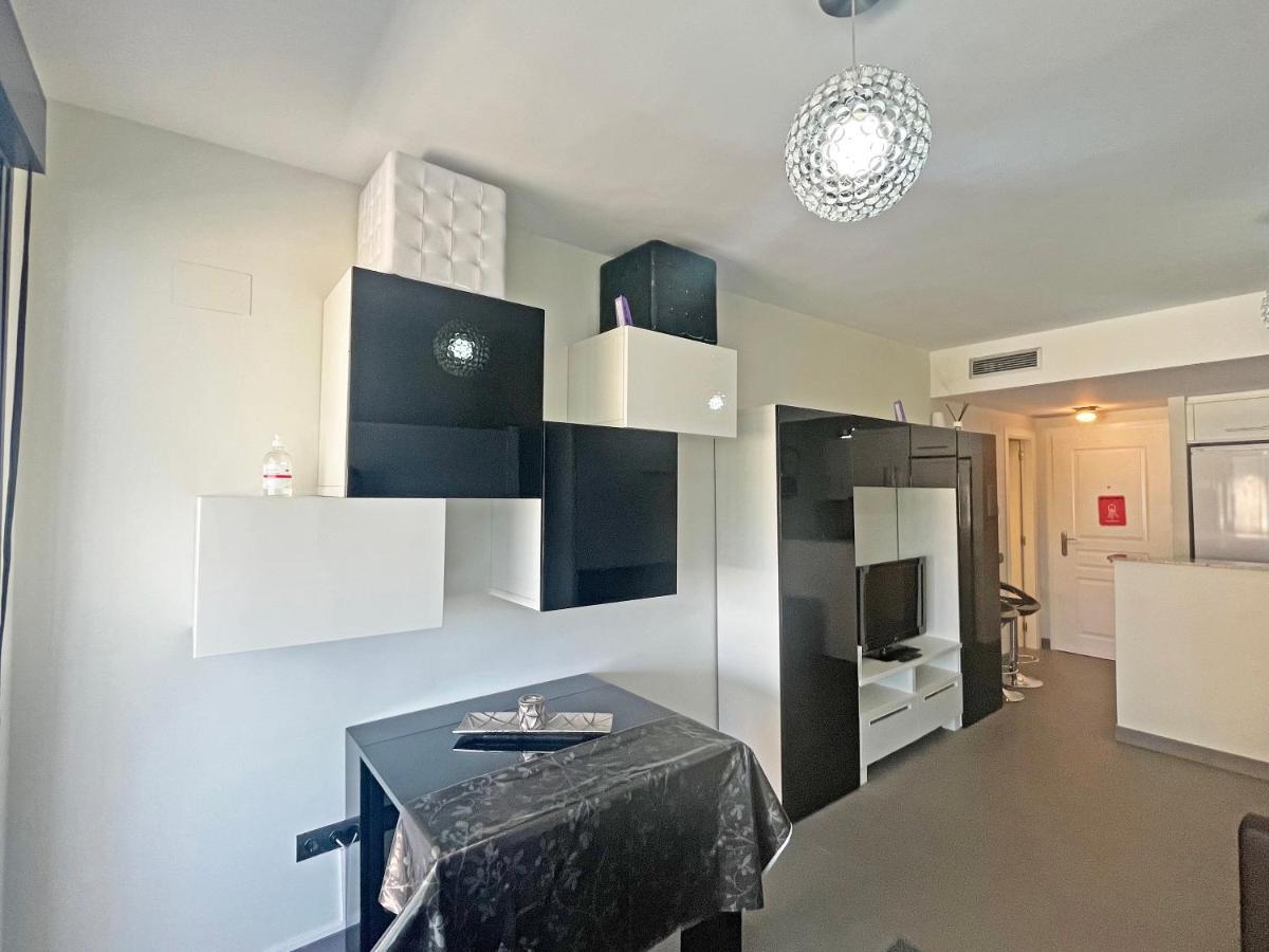 Aguamarina 3000 Apartment